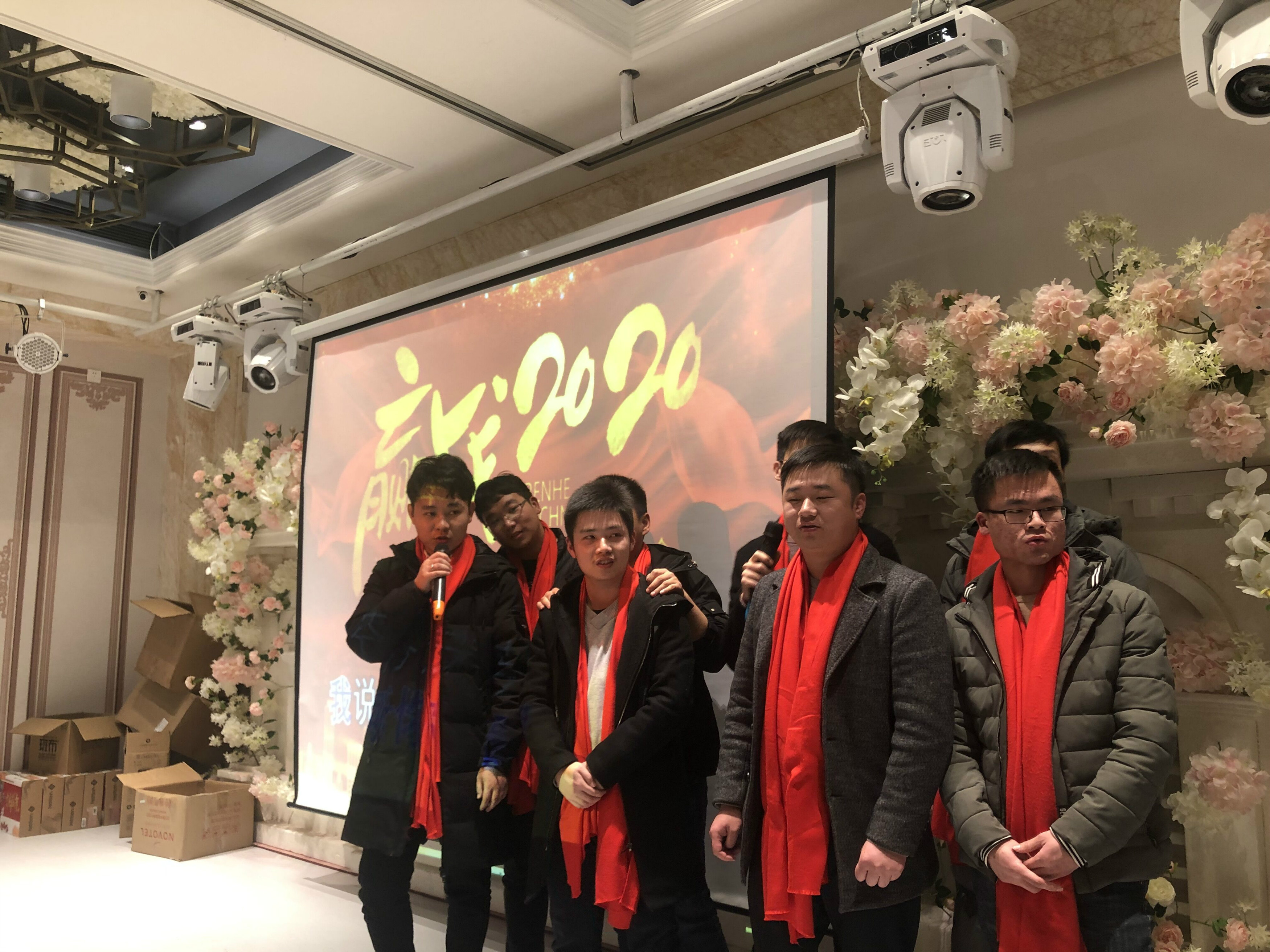 歌唱表演_meitu_2.jpg